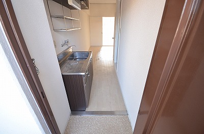 ヤングハイツ元宮 玄関