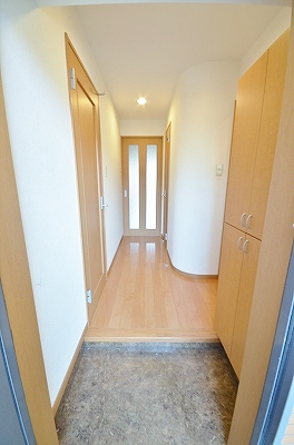 メゾンド・ファミーユ門司港 玄関