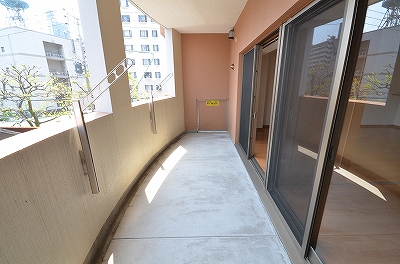 メゾンド・ファミーユ門司港 ベランダ