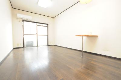 エレガントプラザ リビング