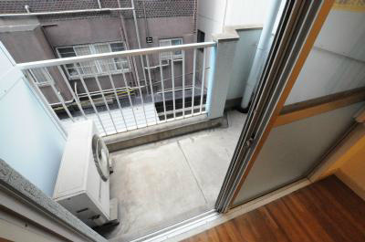 工大前アベニュー ベランダ