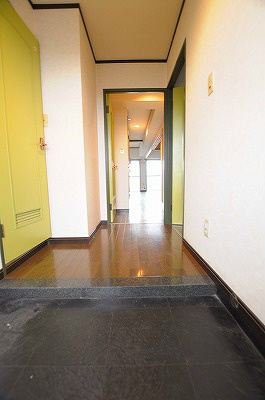 ビバリーぽーと 玄関