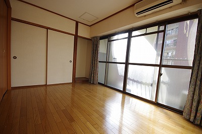 山内グリーンパレス三萩野　 ベッドルーム