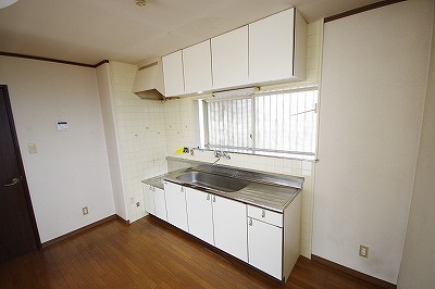 ゴールドハイツ湯川 キッチン