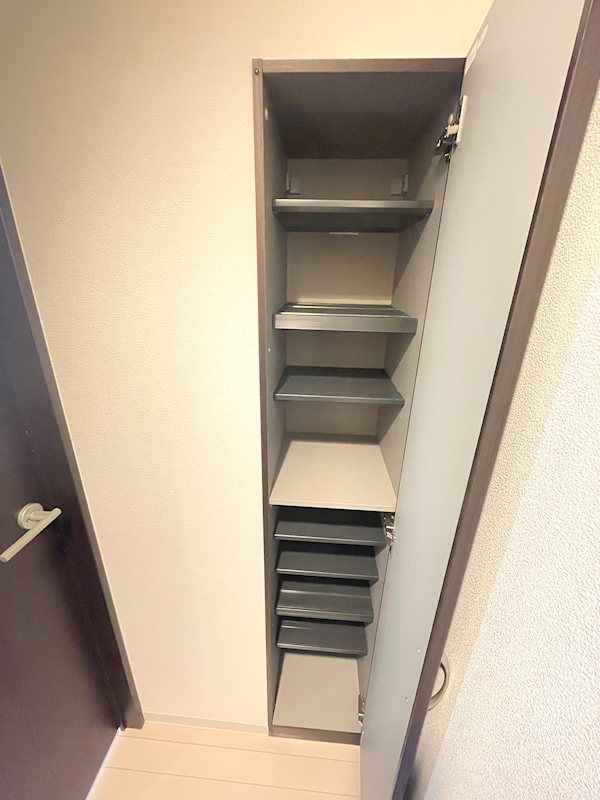 カーサフェリーチェ 玄関