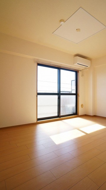 パークスクェア牧の原 リビング