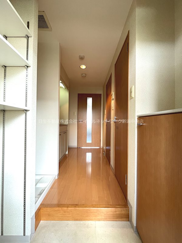 BUENA笹口弐番館 玄関