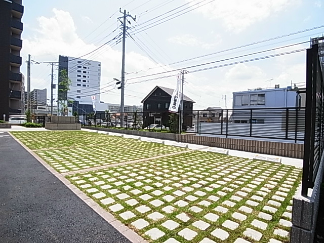 千葉県鎌ケ谷市新鎌ケ谷１丁目18-10 駐車場