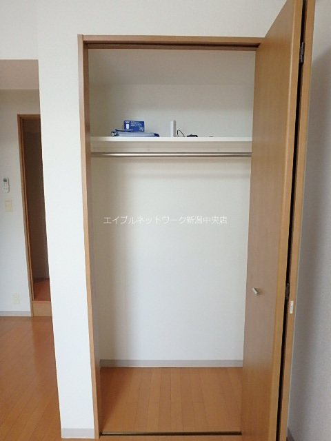 BUENA笹口弐番館 収納