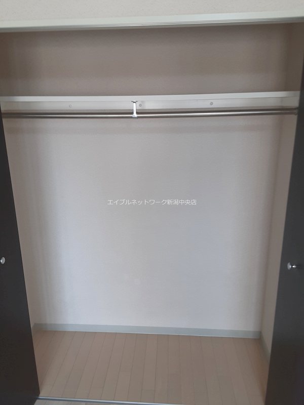 BUENA西堀通5番町 収納