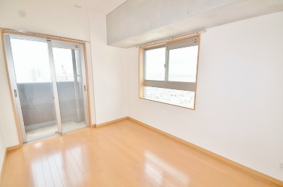 レジェンド砂津 ベッドルーム