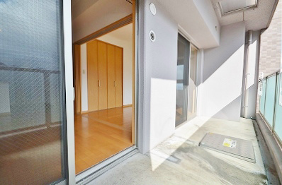 レジェンド砂津 ベランダ