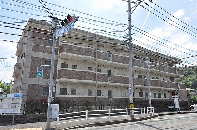 サニーヴィラ 301号室 外観