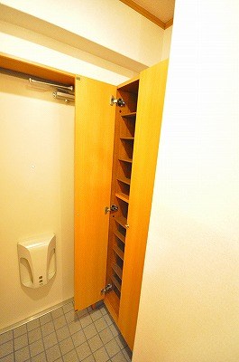 サニーヴィラ 玄関