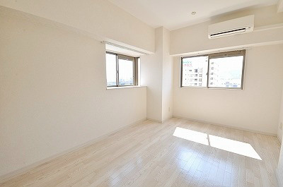 ウィングス砂津 リビング