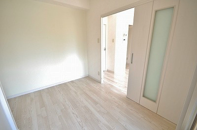 ウィングス砂津 ベッドルーム