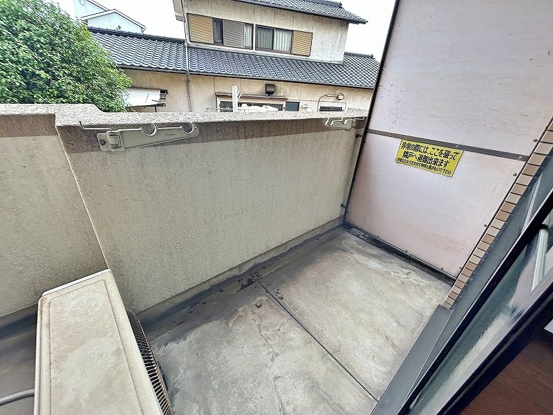 日神パレステージ九工大 ベランダ