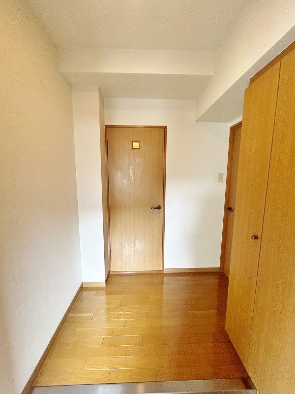 アルゴヴィラージュ高峰 玄関