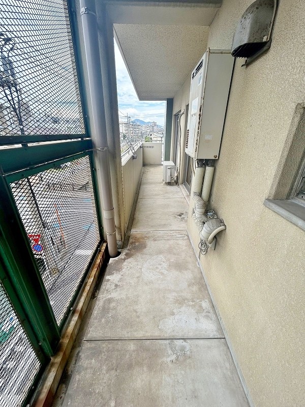 アルゴヴィラージュ高峰 ベランダ