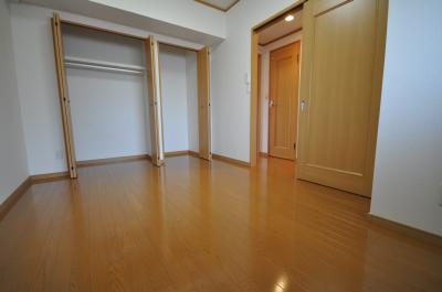 エヴァーグリーンＮ ベッドルーム