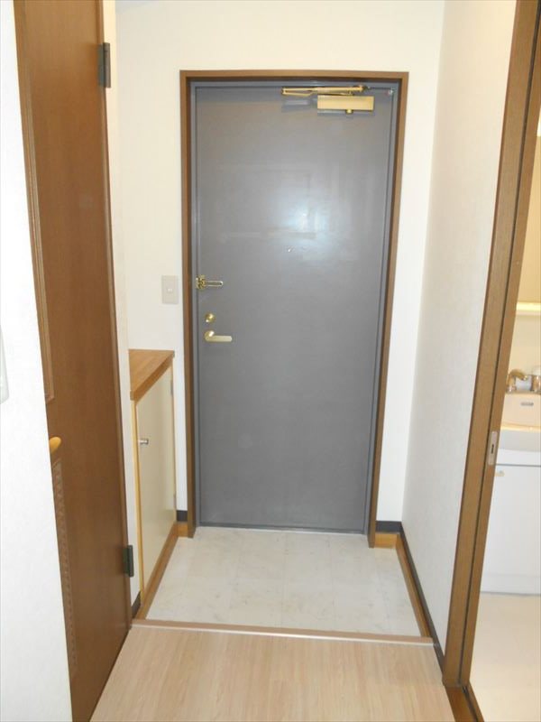 ゴールドコート豊玉 玄関