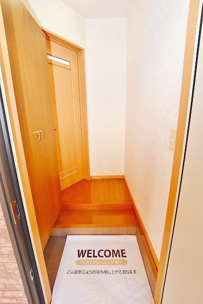 プレジデントタカヤ６　Ｂ棟 玄関