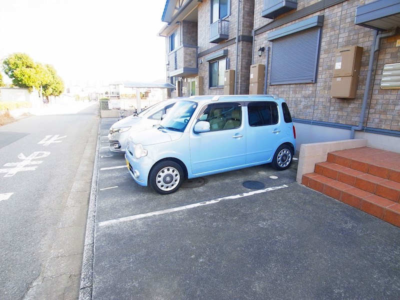 千葉県松戸市新松戸６丁目284 駐車場