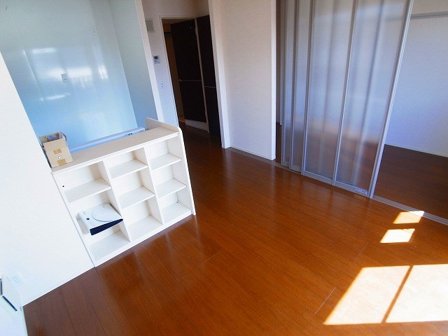 ウィット リビング