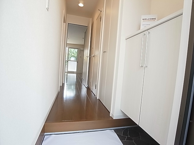 カーサ　オークマ 玄関