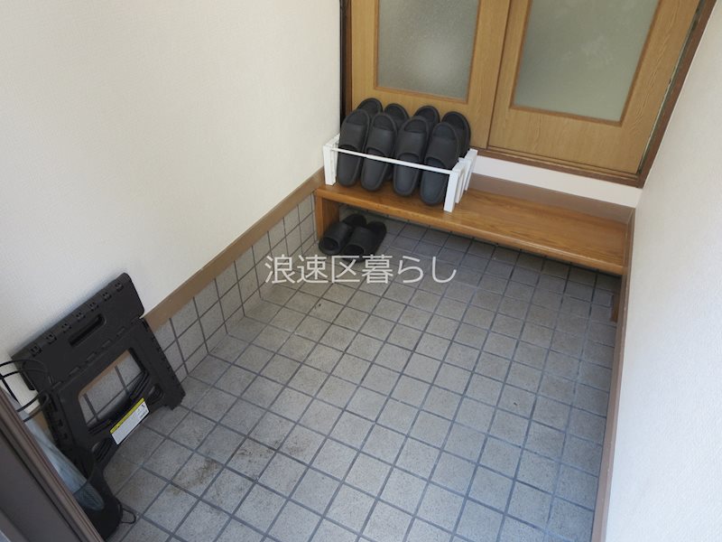 恵美須西貸家　南側 玄関