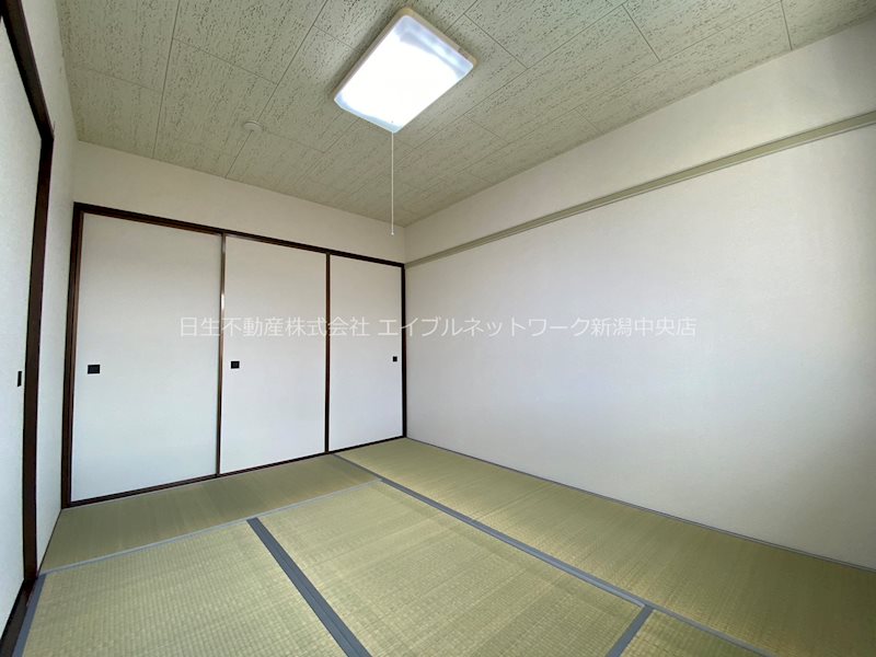 パストラール近江C棟 ベッドルーム