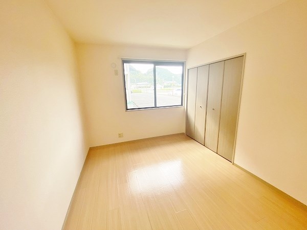 リベルテＳ　Ａ棟 ベッドルーム