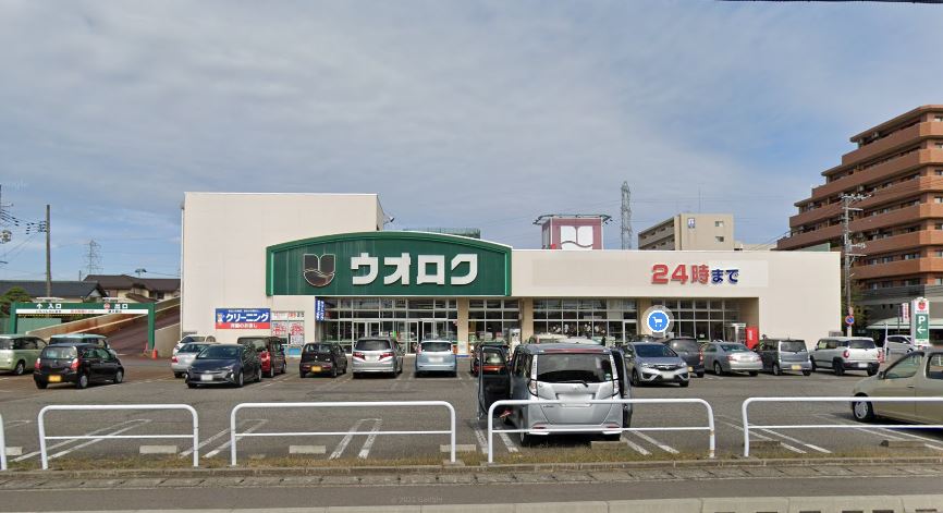 プリオール女池D棟 スーパー