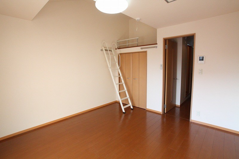 モナリエAino ベッドルーム