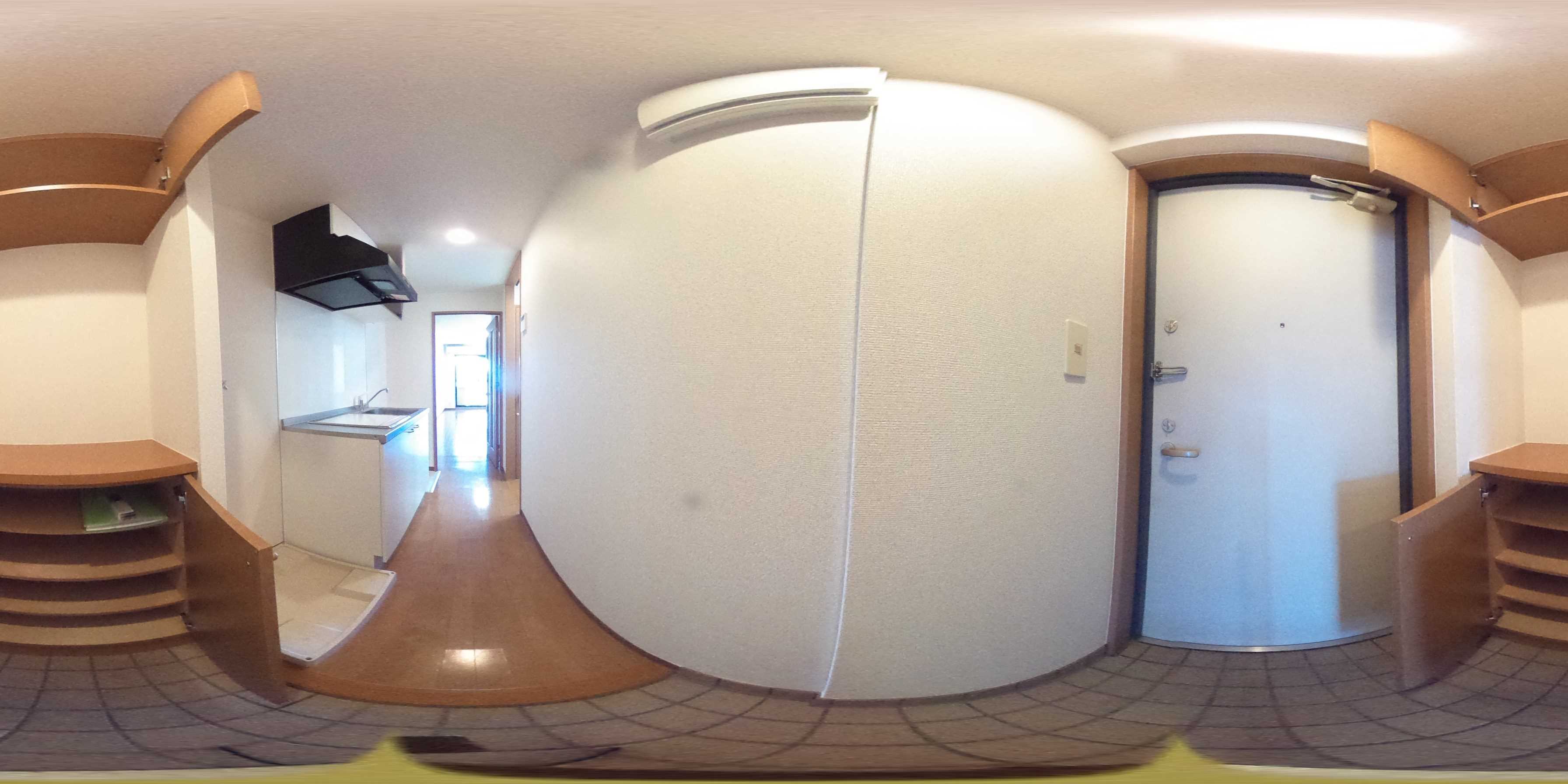 ウィンドワードⅡ号館 玄関