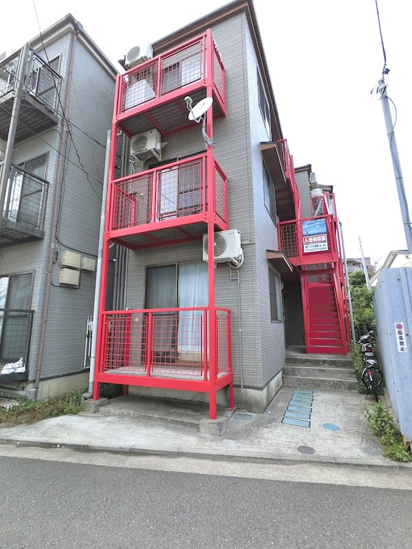 エクリスカーナよこすか 101号室 外観