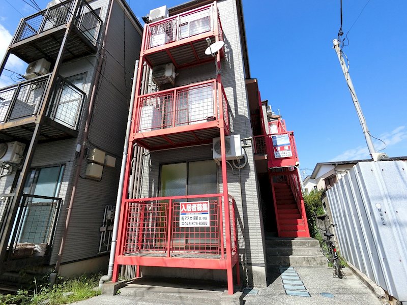 エクリスカーナよこすか 101号室 外観
