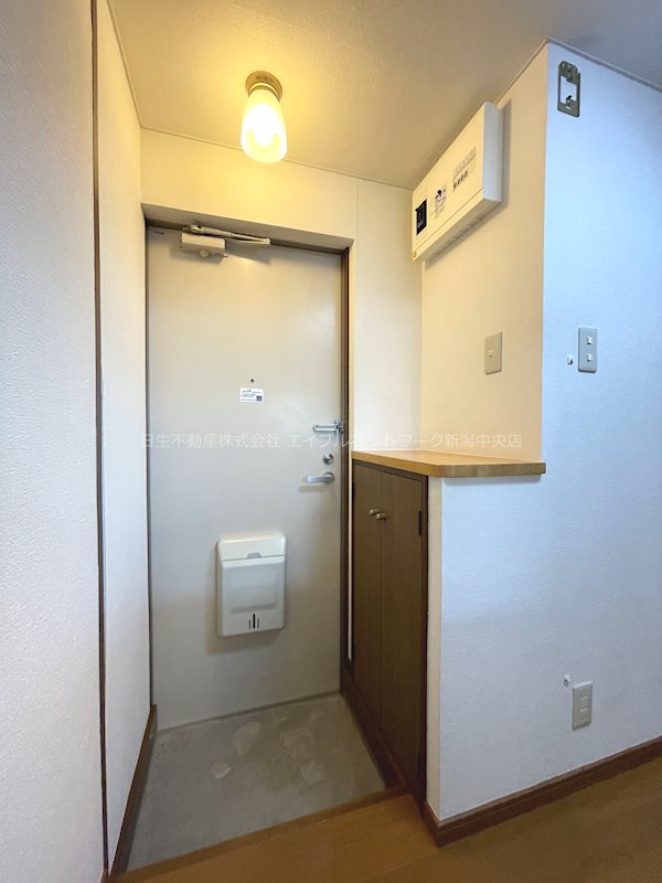 ヴィアーレ学校町 玄関