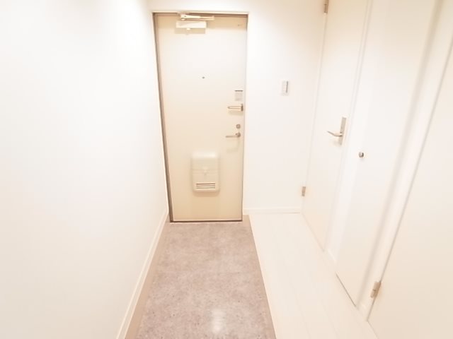メゾネットみのり台 玄関