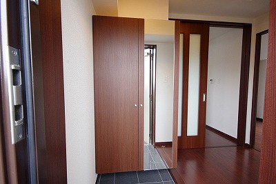 フェリーチェ中井けやき通り  玄関