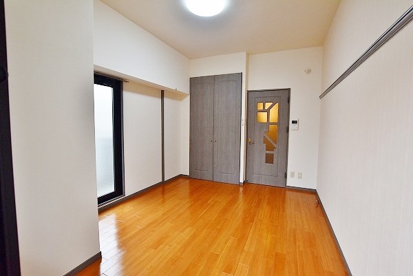 ニューサンリバー６番館 ベッドルーム