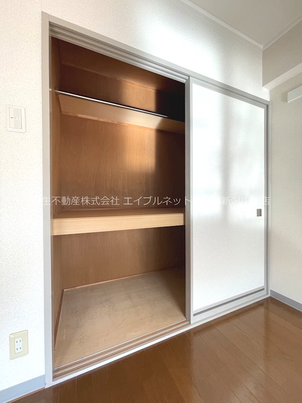 クレ アネックス 収納