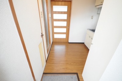 ＰＬＥＡＳＴ光町 玄関