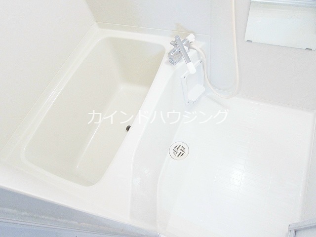 ステイタスカインド天下茶屋ビル 風呂画像