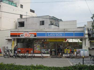 ステイタスカインド天下茶屋ビル コンビニ