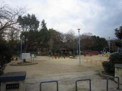 ステイタスカインド天下茶屋ビル 公園