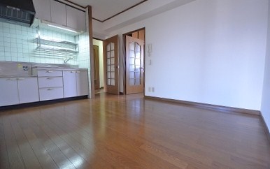 サンラビール小倉 リビング