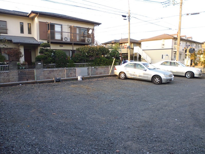 福田駐車場 玄関