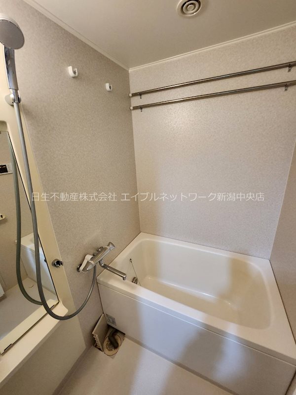 トゥールドゥソレイユ 風呂画像