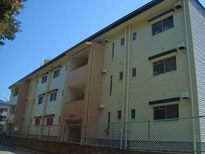 メゾン上田 301号室 外観